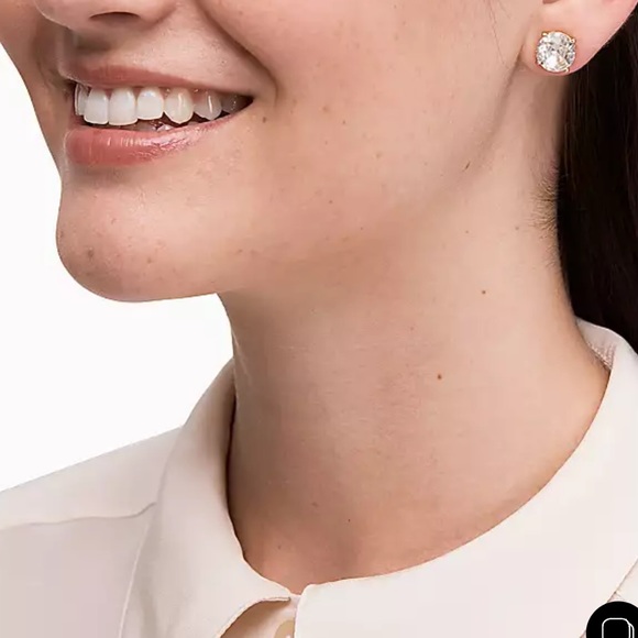 Kate Spade Gumdrop Studs Gold (Clear) NWT - Picture 12 of 13